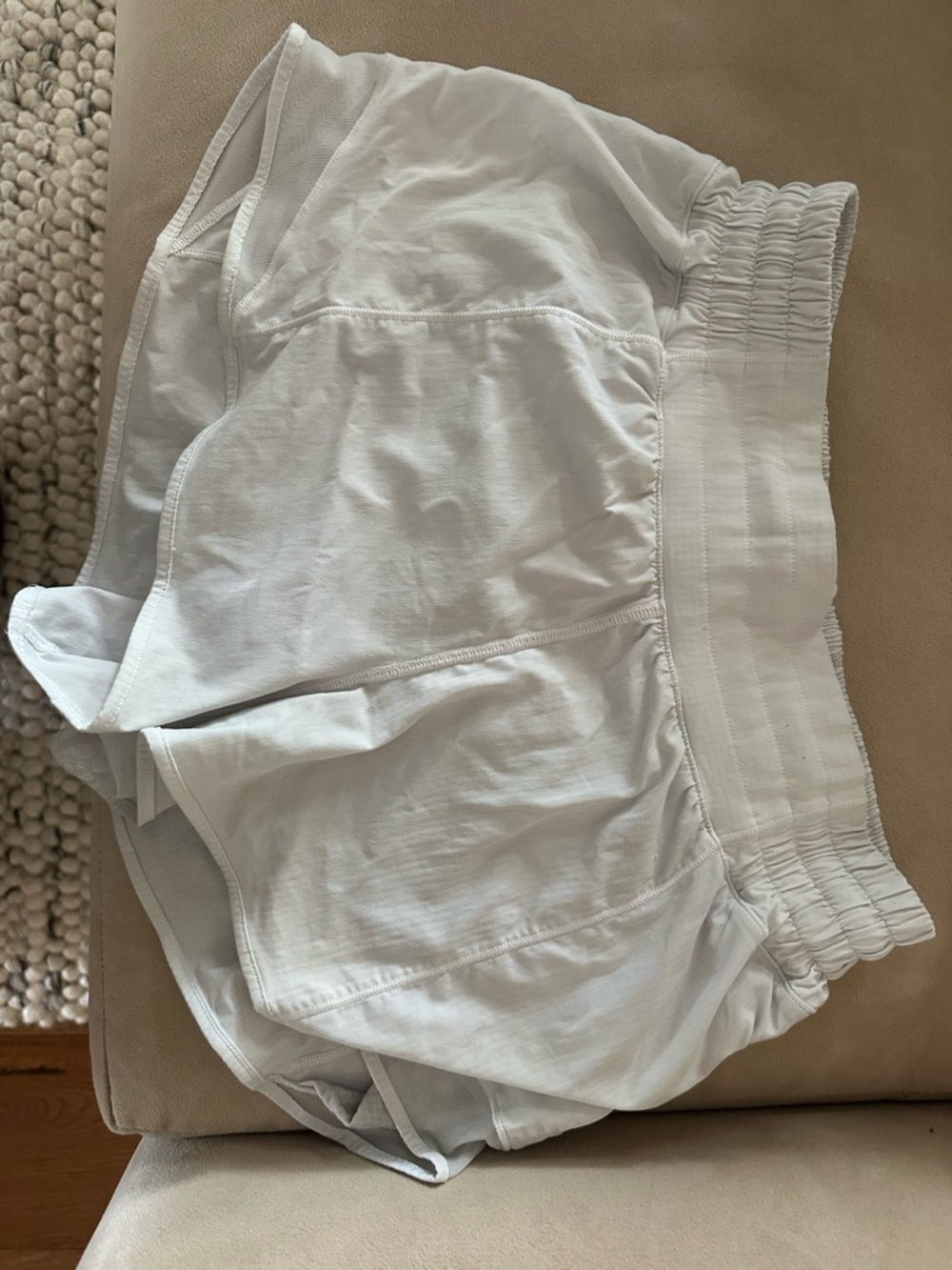 White hotty hot 2.5